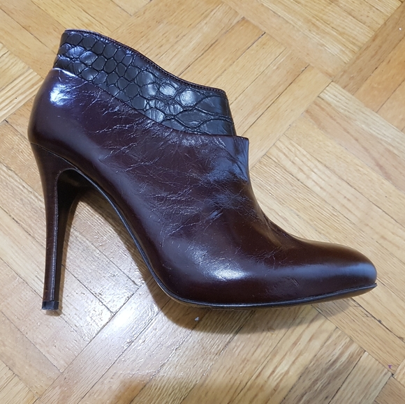 GUESS Leather Booties - Picture 2 of 8